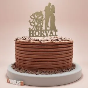 Toper za tortu mr & mrs s mačkom i prezimenom.