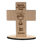 Drvena zahvalnica u obliku križa.