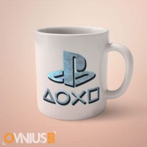 Šalica s Playstation logom i simbolima