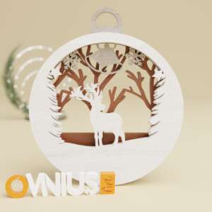 Božićna 3D kuglica za bor sob medu borovima